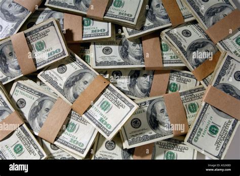 stacks of 100 dollar bills US Stock Photo - Alamy