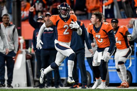 Daniel Carlson, Patrick Surtain II earn NFL awards - al.com