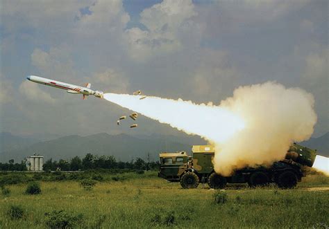 File:YJ-62 Anti-ship missiles.jpg - Wikipedia