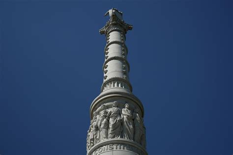 Premium Photo | Yorktown victory monument at battlefield in the state ...