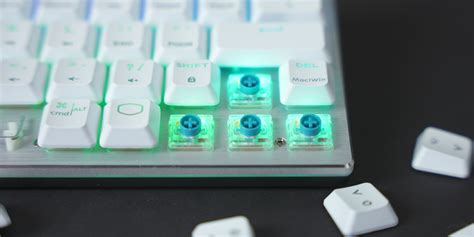 Cooler Master SK622 Review: This Bluetooth mech keyboard feels great