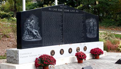 May 17: Connecticut Vietnam Memorial Unveiled in Coventry – Today in ...