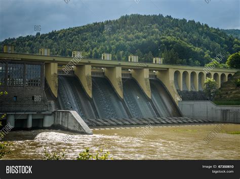 Dam Image & Photo (Free Trial) | Bigstock