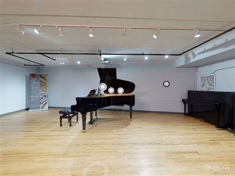 The Blake Recital Hall | Rent this location on Giggster