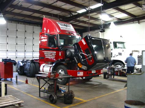 Southeastern Freight Lines expands Savannah service center