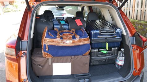 2021 Nissan Rogue Luggage Test | How much fits in the cargo area ...