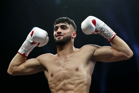 Boxing: Adam Azim is the 2022 Prospect of the Year