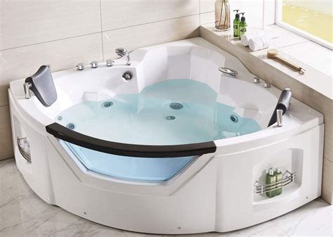 5 Best Corner Bathtubs Reviewed in 2020 | SKINGROOM