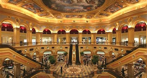 The World's Largest Casino - Venetian Macao | Macau, Casino, Luxurious rooms