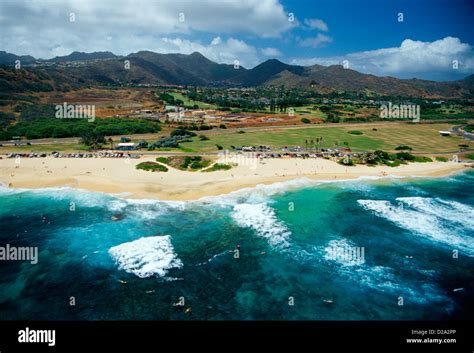 Hawaii, Oahu. Aerial View Of Sandy Beach Park Stock Photo - Alamy