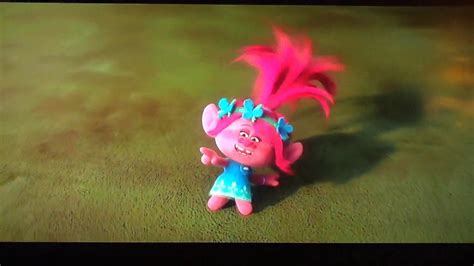 I'm coming out scene from trolls (2016) - YouTube