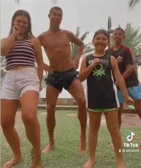 Cristiano Ronaldo Shakes Hips In TikTok Dance On Holiday (VIDEO) - MySportDab