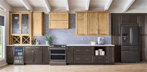 Maple Rye Cabinets | Woodmark Cabinetry | Kitchen style, American ...