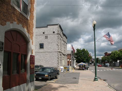 File:City Hall and Farmers' Market, Massena NY.jpg - Wikimedia Commons