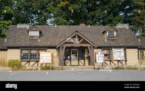 Leavenworth ranger station hi-res stock photography and images - Alamy