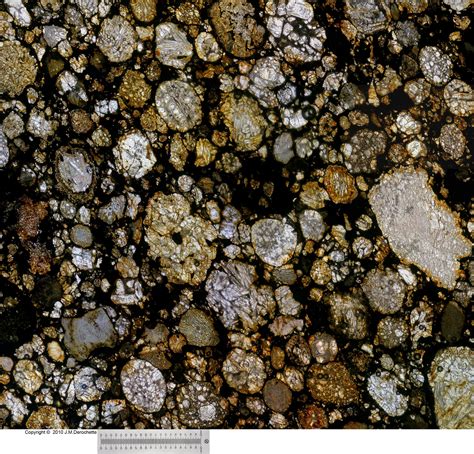 LL/L 3.5 Chondrite sahara SAH97210 thin section