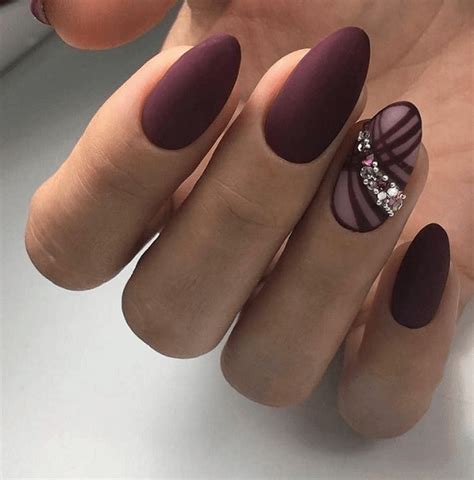 20 Classy Maroon Matte Nails You Must See – NailDesignCode