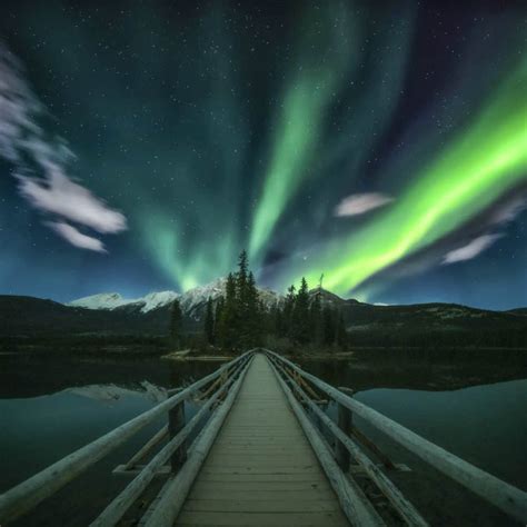 The BEST Spots to See Northern Lights in Alberta