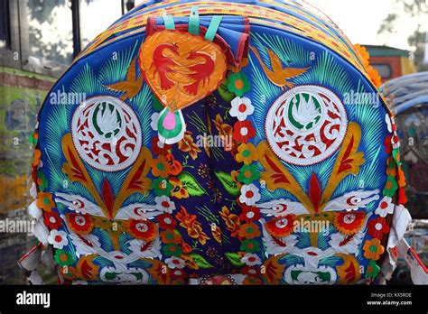 Rickshaw art, Dhaka, Bangladesh Stock Photo - Alamy