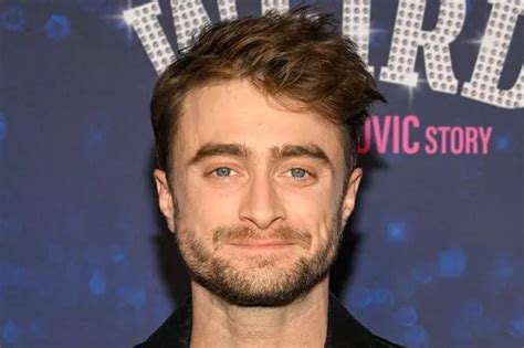 Daniel Radcliffe unrecognisable as he unveils dramatic transformation ...