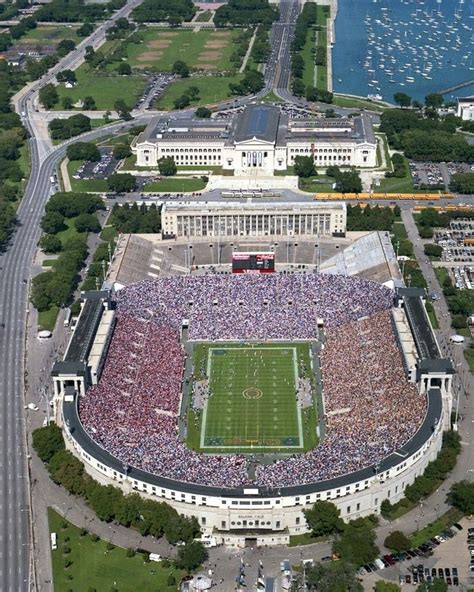 Soldier Field Chicago Bears | Soldier field, Nfl stadiums, Stadium ...