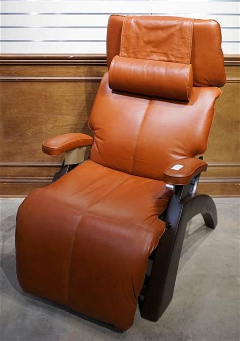 Lot - Human Touch PC-075 Perfect Chair