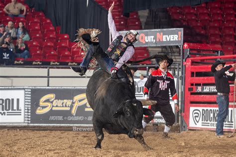 John Crimber Goes 3 for 3 to win his first Tuff Hedeman Bull Riding ...