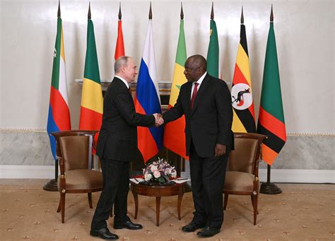 Vladimir Putin Meets With African Leaders Offering Ukraine Peace Plan - Bloomberg