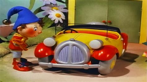 Noddy Toyland Adventures | Noddy Gets A New Job | Full Episode - YouTube