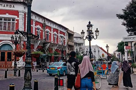 Kota Lama Semarang, Sensasi Berwisata dalam Belantara Bangunan Eropa | Pilar.ID