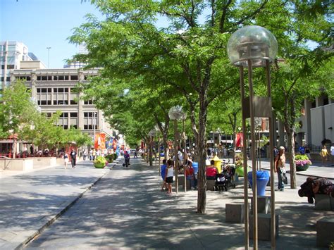 Denver's 16th Street Mall: Custom Suspended Pavement System Turns 32 | DeepRoot Blog