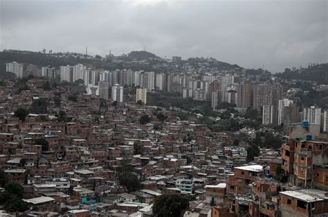 Early morning in Petare – Stefan´s Photoblog