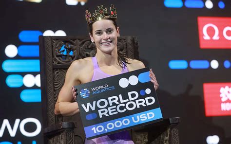 Kaylee McKeown Becomes First Triple Backstroke World Record Holder ...