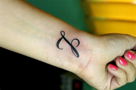 Lettere E Tattoos | L tattoo, Inspirational tattoos, Tattoos