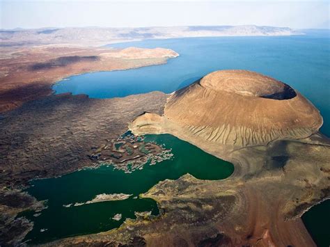 Photographers journey to Lake Turkana for Warrior Nomad Trail - Kara-Tunga, Karamoja Arts & Tours