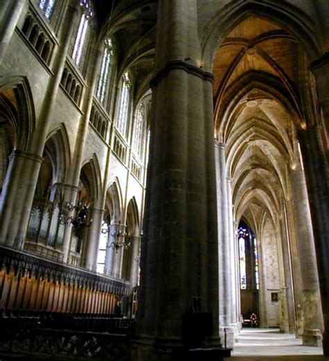 Rodez Cathedral (Rodez, 1577) | Structurae