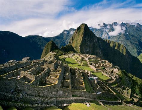 Best Hotel in Machu Picchu, Peru | How to Get to Machu Picchu