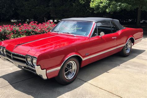 1966 OLDSMOBILE CUTLASS CONVERTIBLE