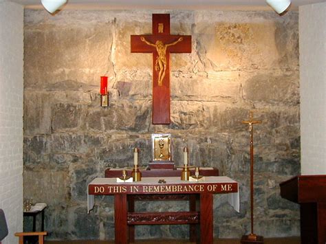 Williams Catholic Chapel Altar4 | Chaplains’ Office