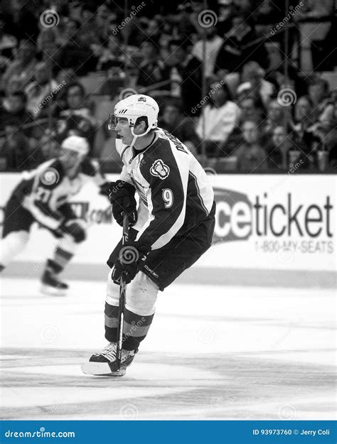 Matt Duchene editorial image. Image of professional, avalanche - 93973760