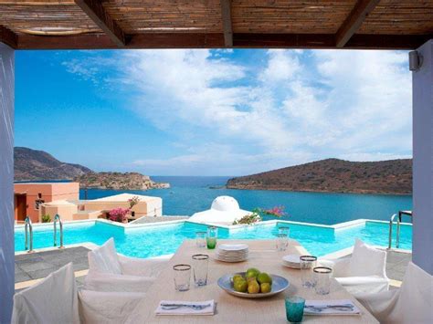 16 Most Luxurious Mediterranean Resorts - TripsToDiscover in 2021 | Resort, Mediterranean ...