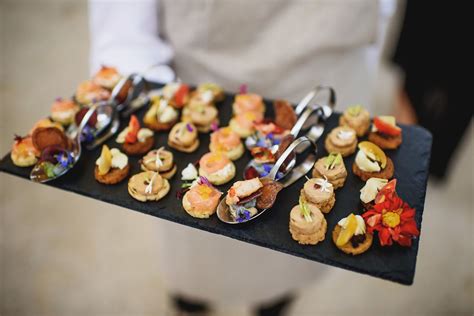 20 Hors D’Oeuvres That Only Look Expensive, According to Top Chefs