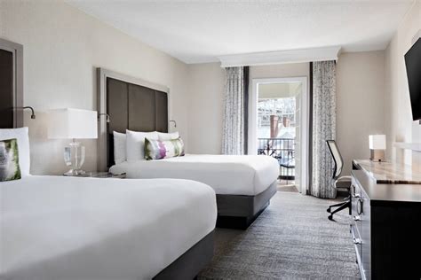 Hotel Rooms in Nashville, TN | Gaylord Opryland Resort & Convention Center