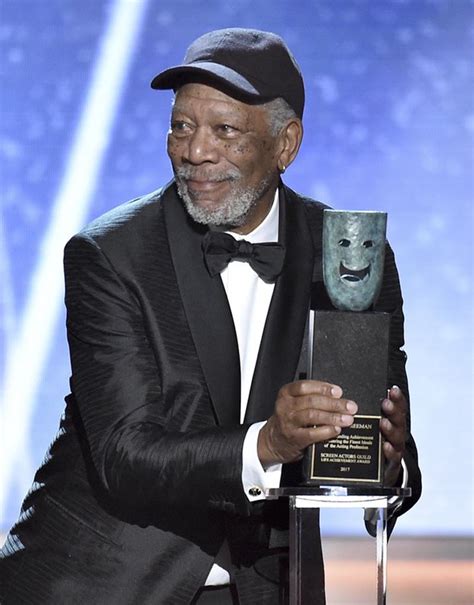 Morgan Freeman accepts life achievement honors at SAG Awards - The ...