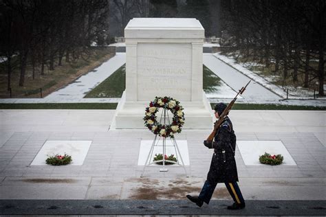 Old Guard maintains vigil at Tomb of the Unknown Soldier at Arlington National Cemetery | News ...