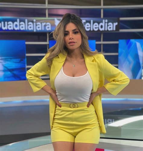 Mexican TV weather girls are on another level : r/2busty2hide