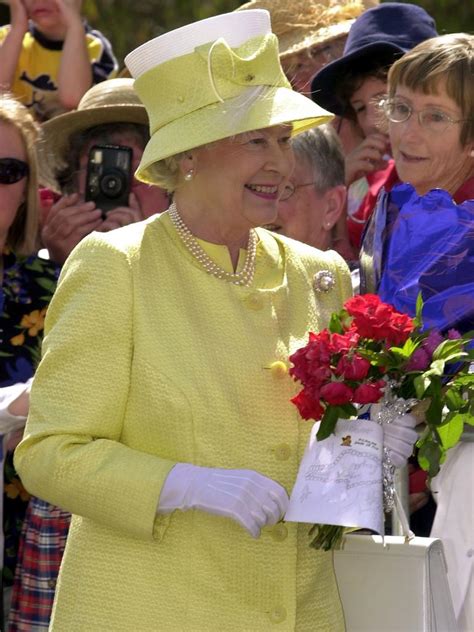 Queen Elizabeth II in South Australia: 1992 & 2002 | The Advertiser