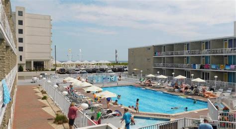 Best Price on The Jolly Roger Motel in Wildwood Crest (NJ) + Reviews!