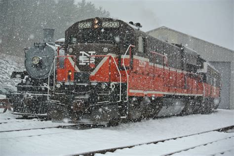 Naugatuck Railroad Shop Yard: The GreatRails North American Railroad Photo Archive