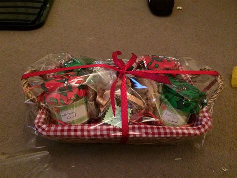 Christmas hampers | Christmas hamper, Homemade, Projects to try